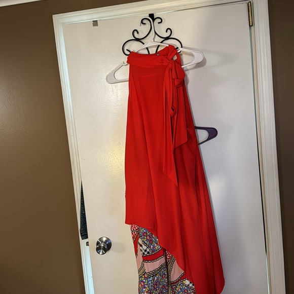 Red high low top with stretch pants to match - Picture 10 of 11